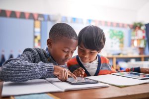 Conheça 7 benefícios da educação digital na infância